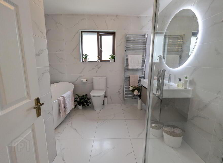 36 Rowley Meadows, Newcastle, BT33 0RW