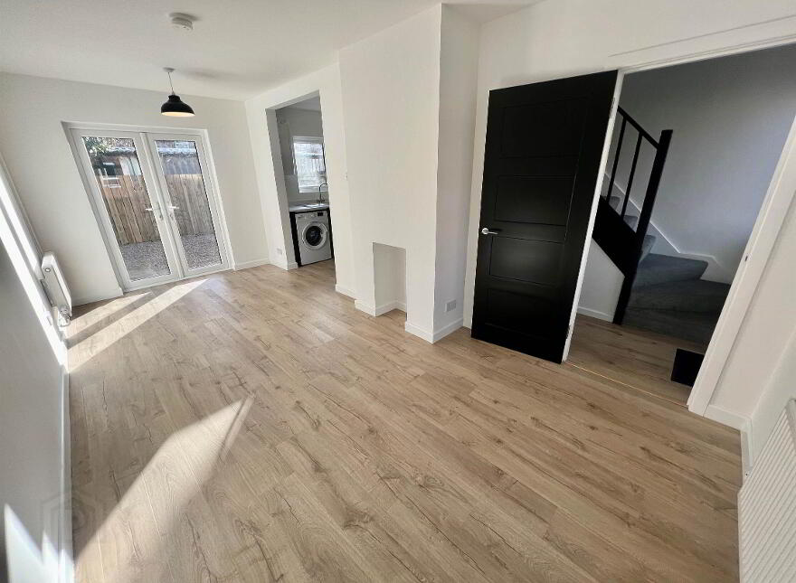 17 Hillsborough Gardens, Belfast, BT6 9DT