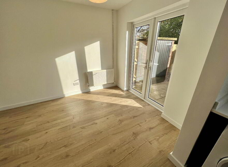 17 Hillsborough Gardens, Belfast, BT6 9DT