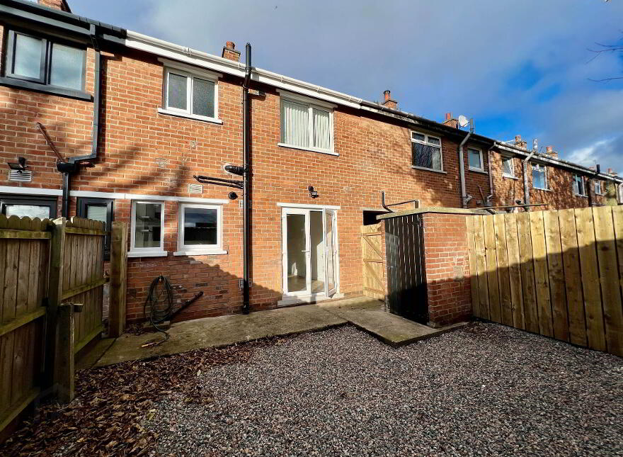 17 Hillsborough Gardens, Belfast, BT6 9DT