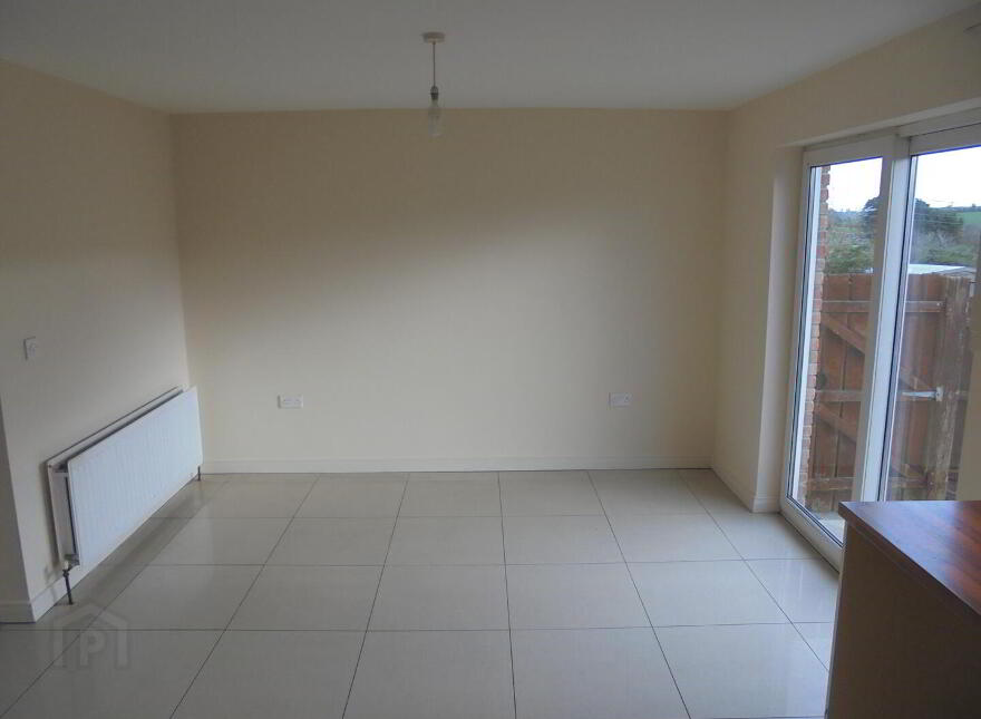 6 Wallace Court, Dromore, BT25 1TZ