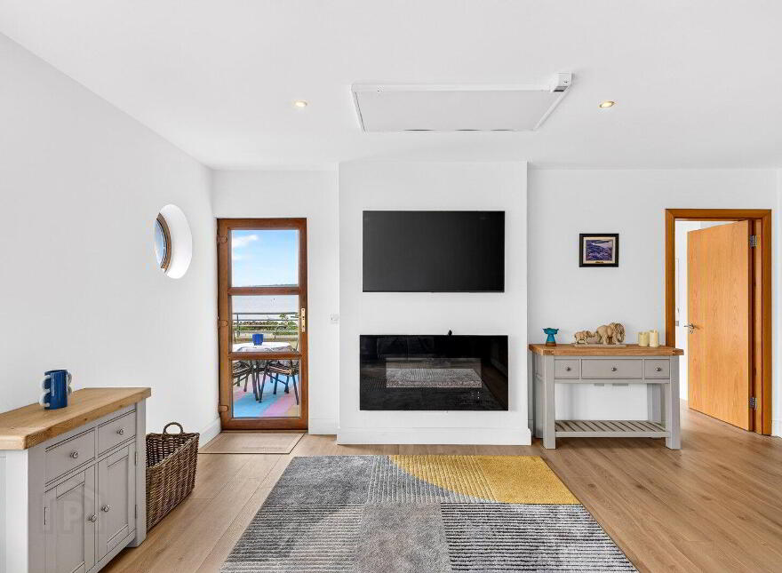 3A Shannon Cove, Dromod, N41AW64