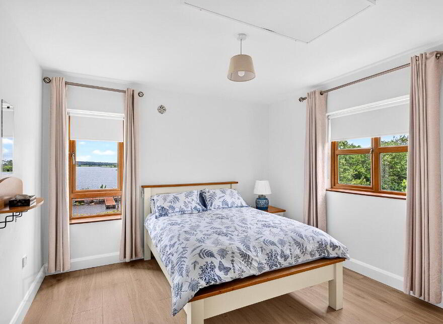 3A Shannon Cove, Dromod, N41AW64