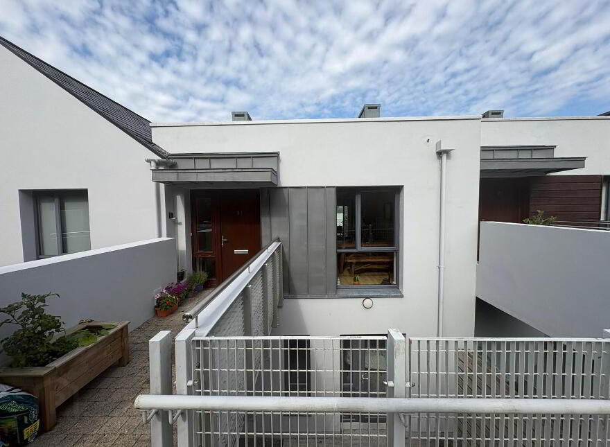 31 Copper Point, Airhill, Schull, P81HD62