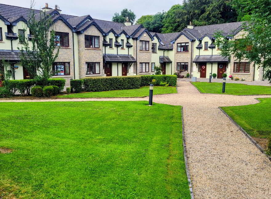 19 Crofton Court, Lough Rinn, Gortletteragh, N41AP23