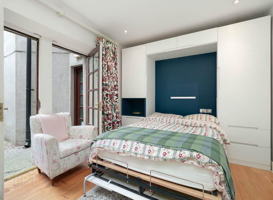Apartment 5 Pembroke Manor, Pembroke Road, Ballsbridge, Dublin, D04HK09