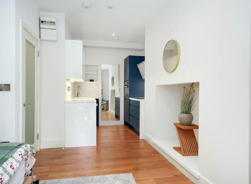 Apartment 5 Pembroke Manor, Pembroke Road, Ballsbridge, Dublin, D04HK09