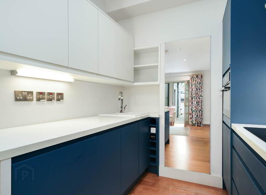 Apartment 5 Pembroke Manor, Pembroke Road, Ballsbridge, Dublin, D04HK09
