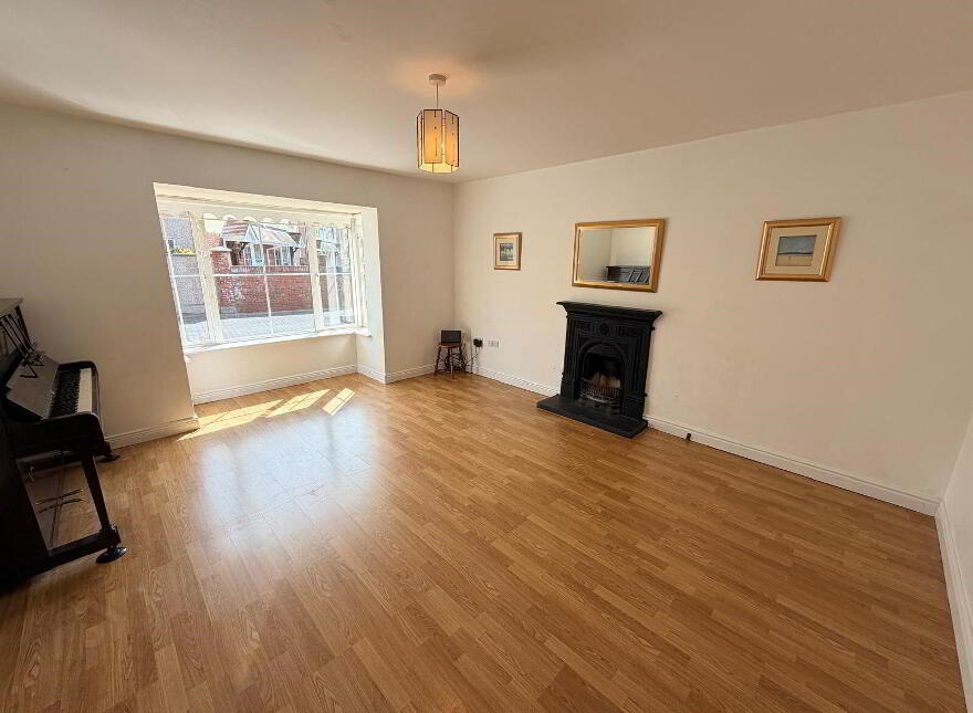 10 The Courtyard, Castlepark, Mallow, P51XKE8
