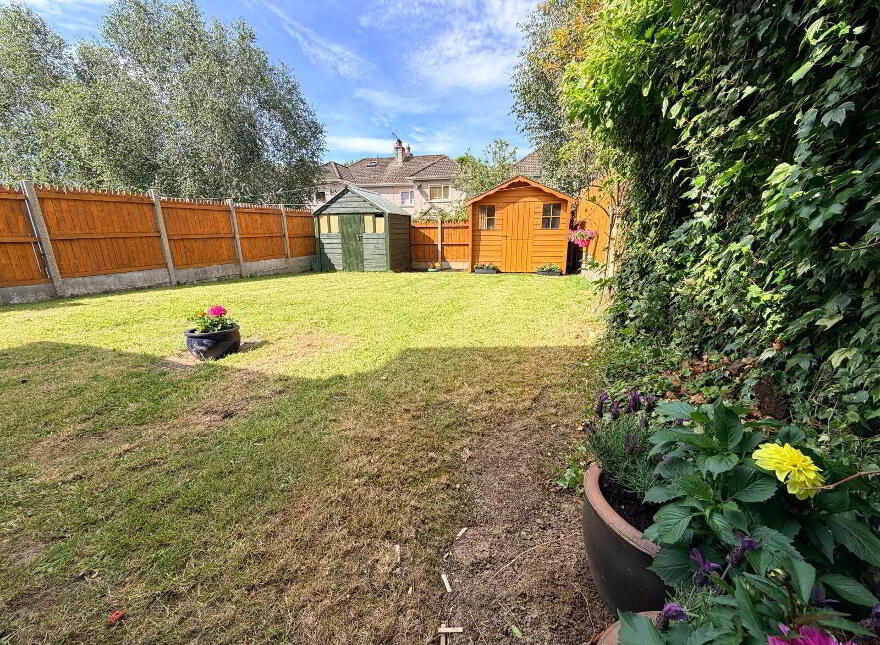 10 The Courtyard, Castlepark, Mallow, P51XKE8