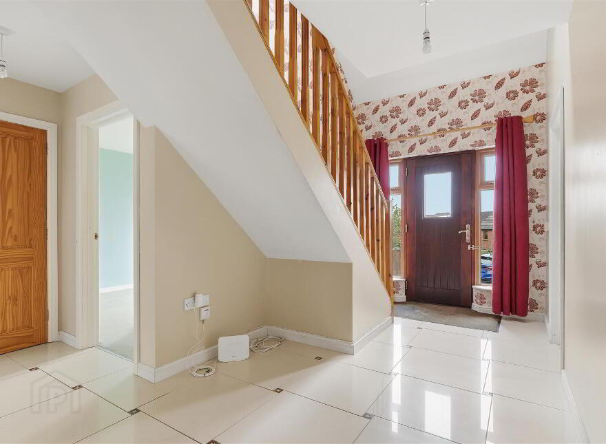9 Drummond Park, Ballynahinch, BT24 8GE