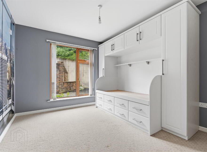 9 Drummond Park, Ballynahinch, BT24 8GE
