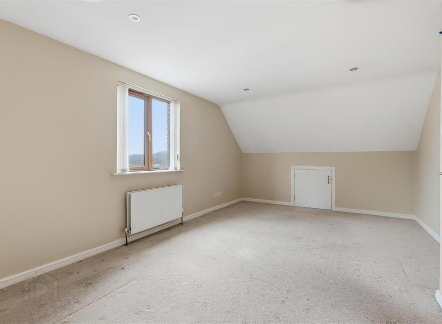 9 Drummond Park, Ballynahinch, BT24 8GE