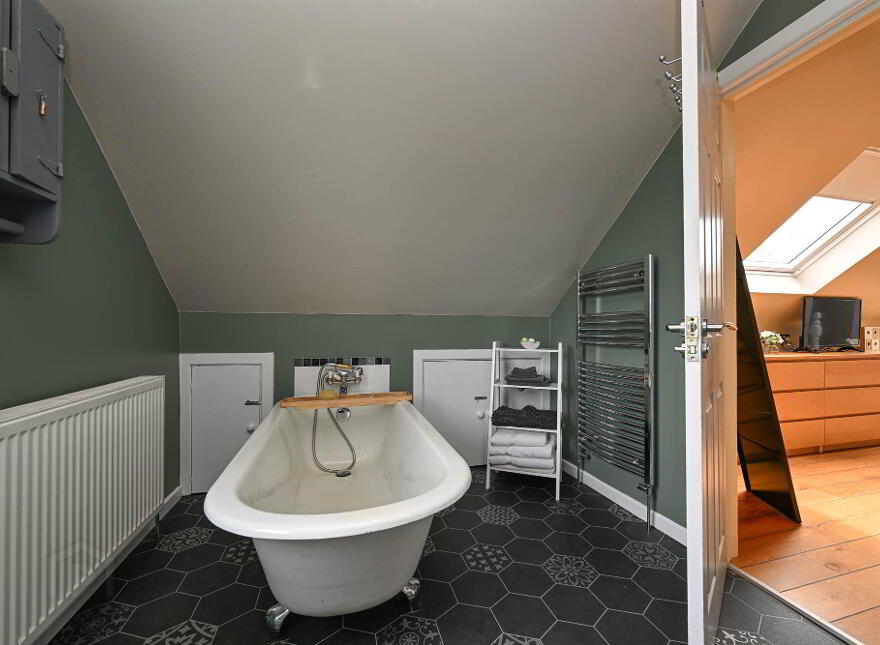 105 Teconnaught Road, Crossgar, BT30 9HH