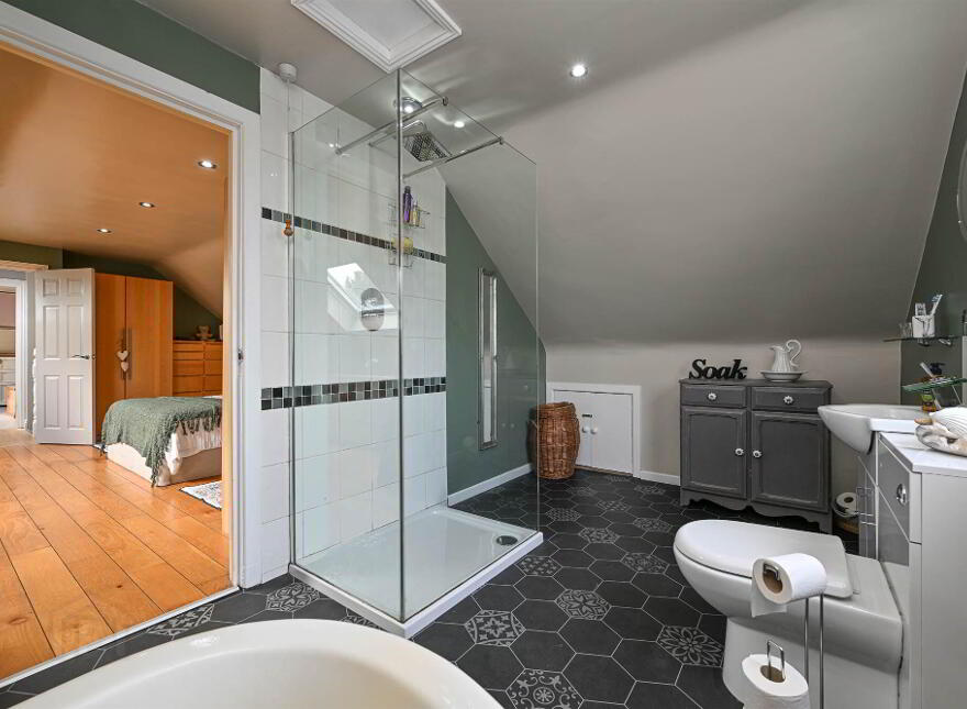 105 Teconnaught Road, Crossgar, BT30 9HH