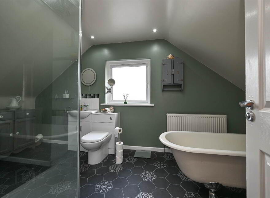 105 Teconnaught Road, Crossgar, BT30 9HH