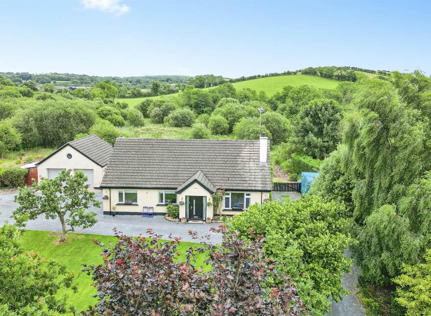 105 Teconnaught Road, Crossgar, BT30 9HH