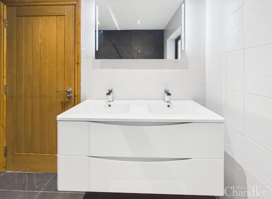 5 Loughview Close, Ballygowan, BT23 5GJ