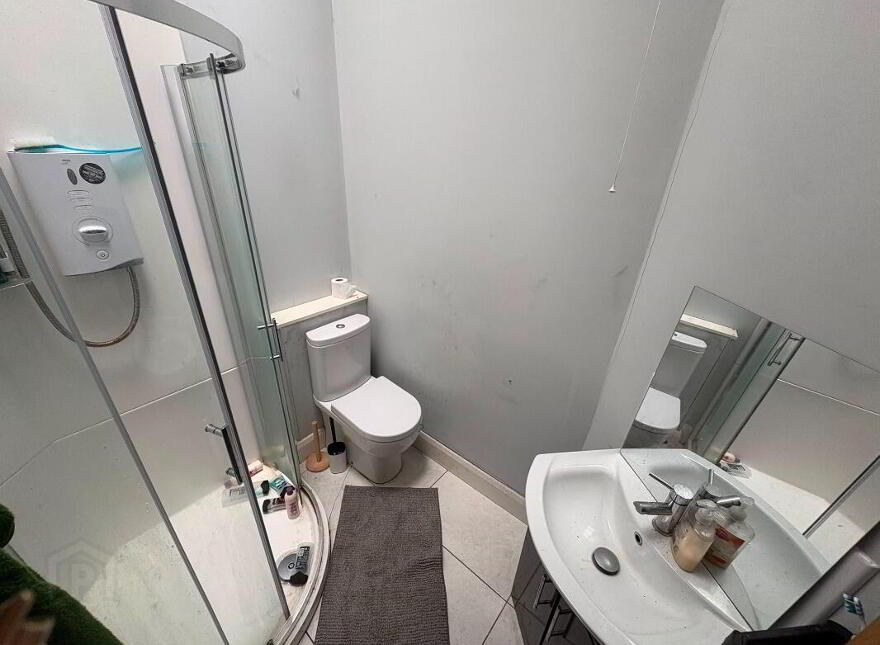 Apt 3, 23 Fitzroy Avenue, Belfast, BT7 1HS