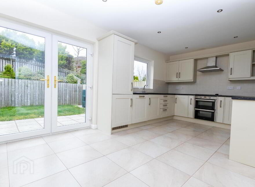 46 Todds Hill Park, Saintfield, Ballynahinch, BT24 7FB