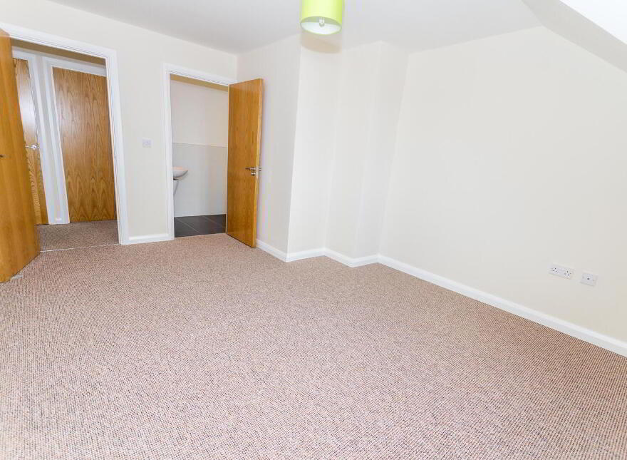 46 Todds Hill Park, Saintfield, Ballynahinch, BT24 7FB