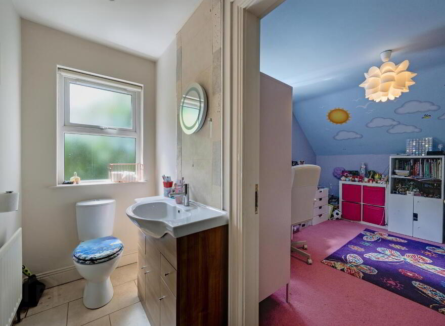 2c Wilshere Drive, Belfast, BT4 2GP