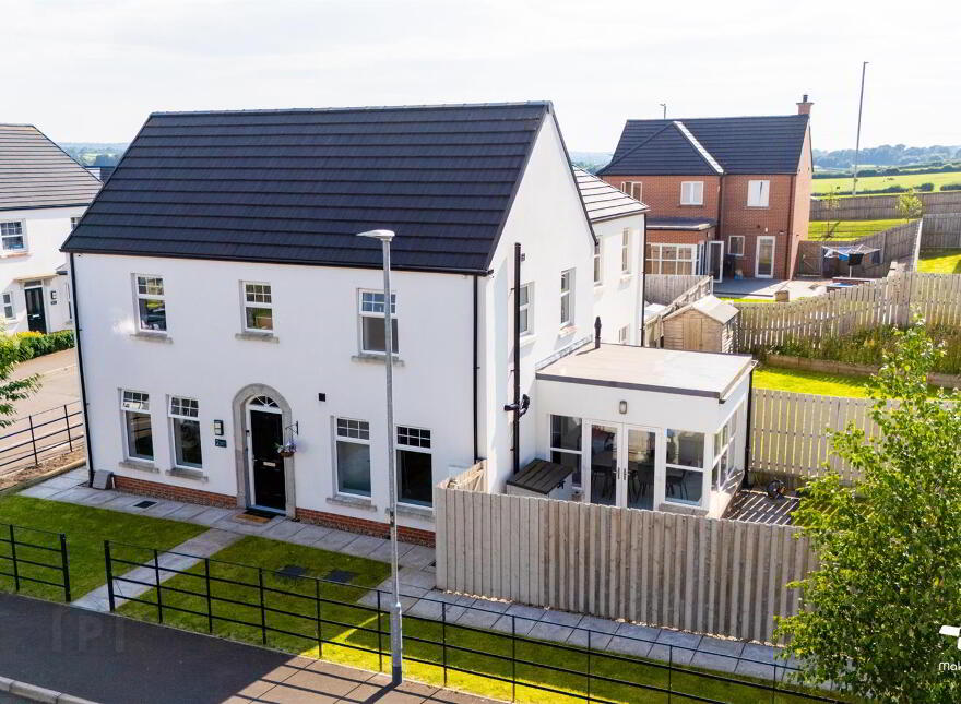 2 Rushfield Walk, Ballyclare, BT39 0FQ