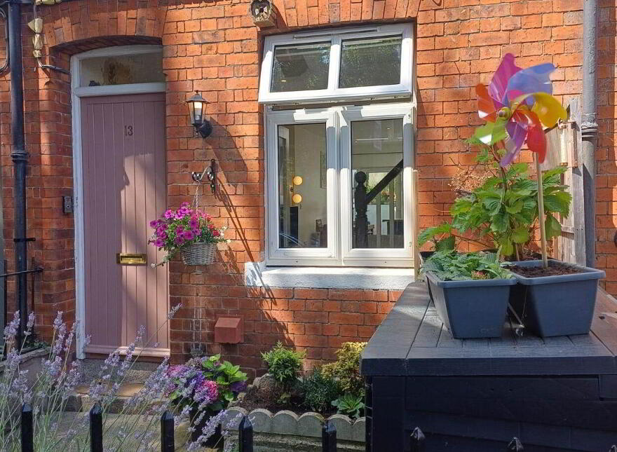13 Brookvale Road, Donnybrook, Dublin, D04C6H9