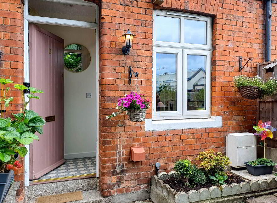 13 Brookvale Road, Donnybrook, Dublin, D04C6H9