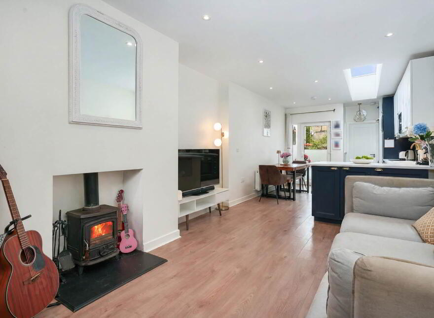13 Brookvale Road, Donnybrook, Dublin, D04C6H9