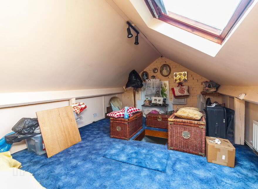 37 Willowbank Gardens, Belfast, BT15 5AJ