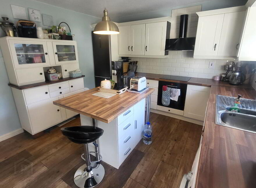 27 Ardnacassa Avenue, Ballinalee Road, Longford Town, N39P7E2