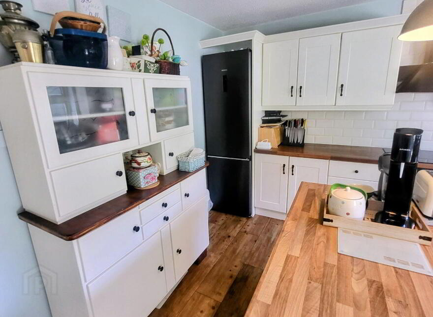 27 Ardnacassa Avenue, Ballinalee Road, Longford Town, N39P7E2