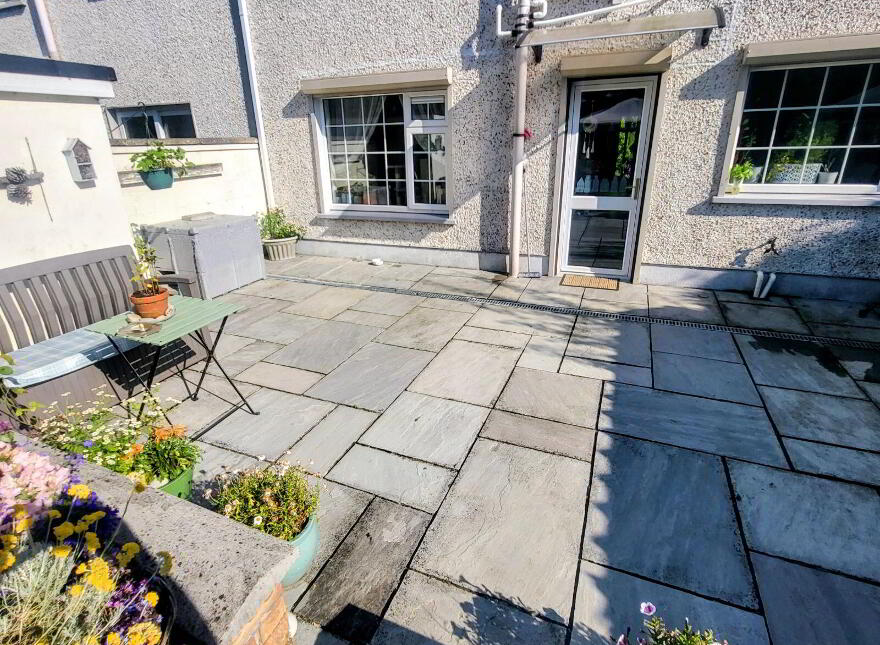 27 Ardnacassa Avenue, Ballinalee Road, Longford Town, N39P7E2
