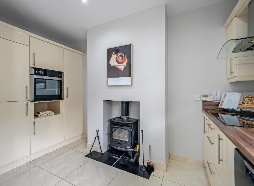 11 Burnbrae Avenue, Hillhall Road, Lisburn, BT27 5JE