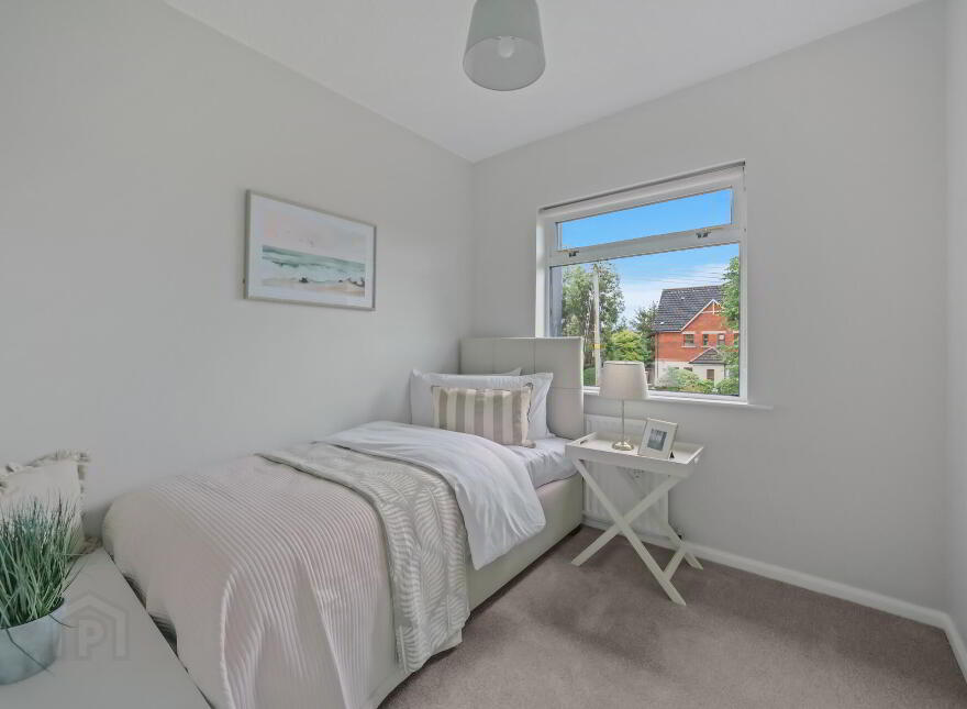 11 Burnbrae Avenue, Hillhall Road, Lisburn, BT27 5JE