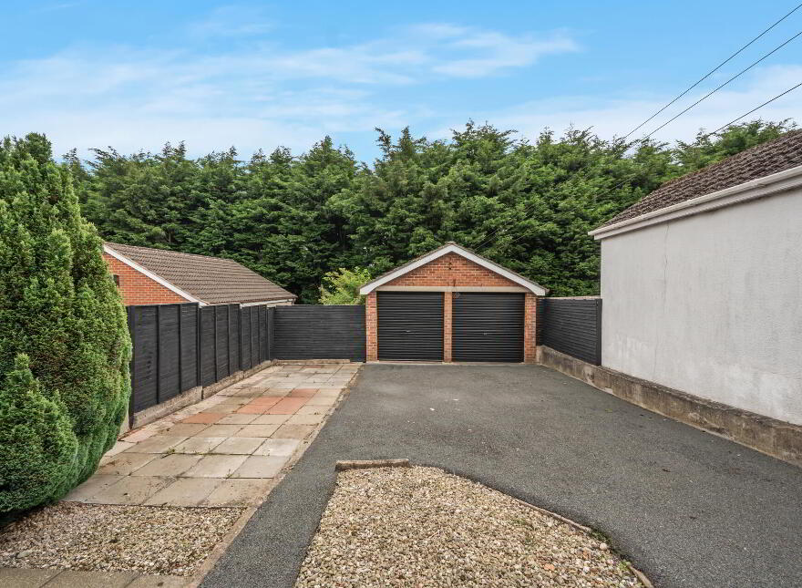 11 Burnbrae Avenue, Hillhall Road, Lisburn, BT27 5JE