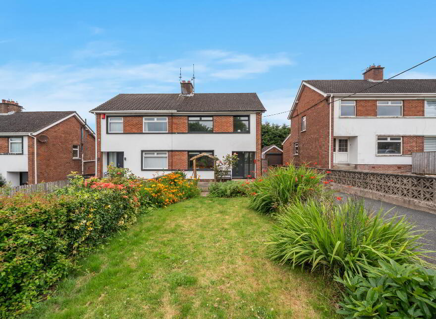 11 Burnbrae Avenue, Hillhall Road, Lisburn, BT27 5JE