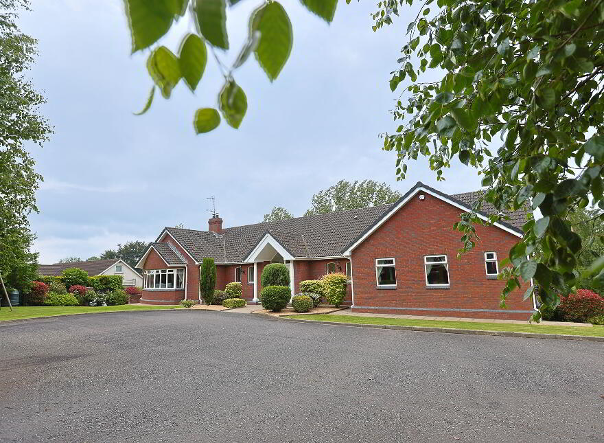 1 Ballyleny Road, Richhill, Armagh, BT61 9LS