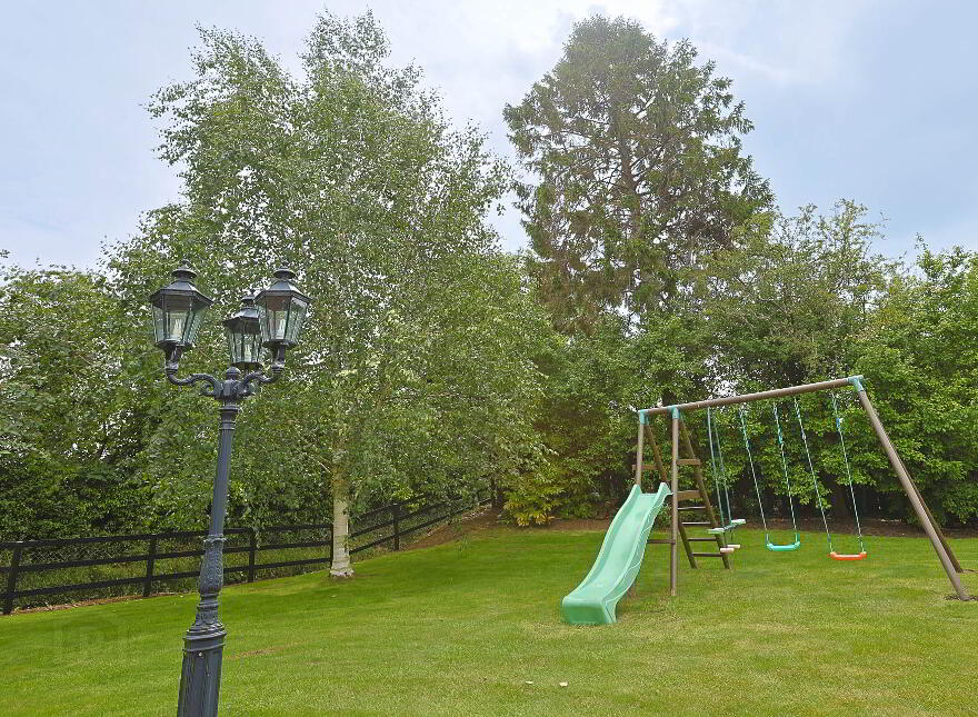 1 Ballyleny Road, Richhill, Armagh, BT61 9LS