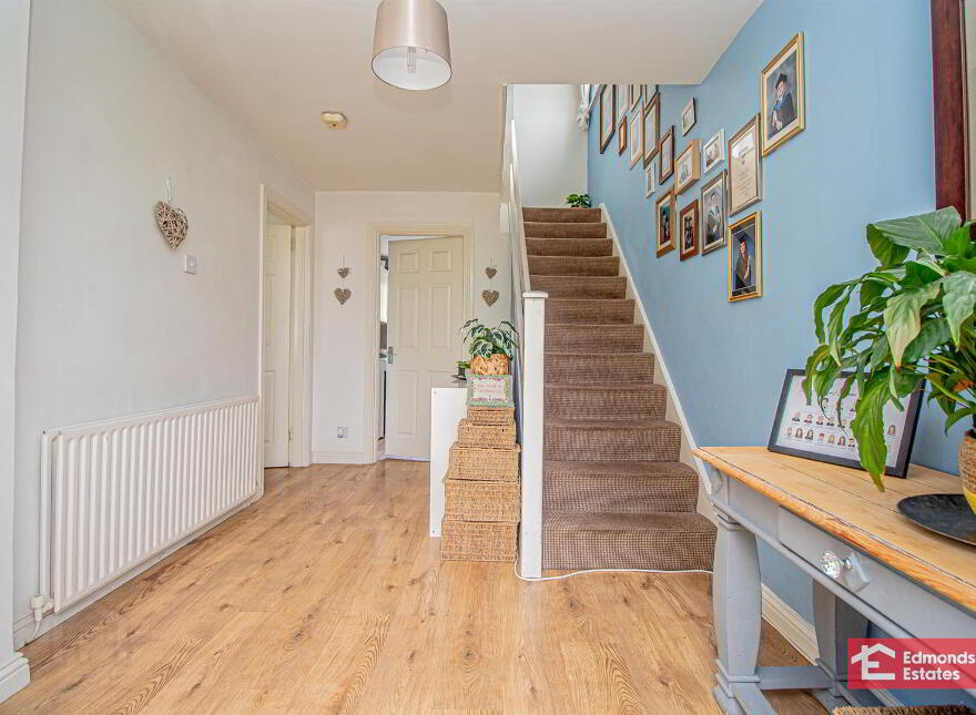 16 Pennyhill Drive, Ballymena, BT42 2NY