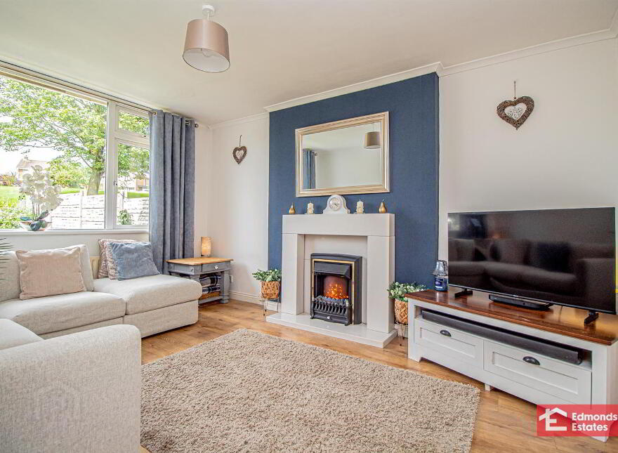 16 Pennyhill Drive, Ballymena, BT42 2NY
