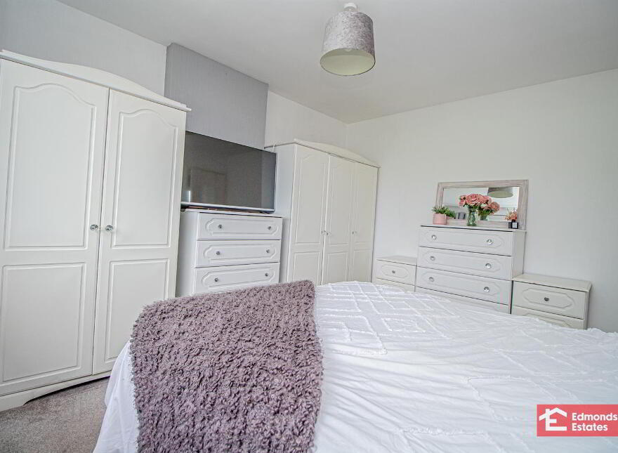 16 Pennyhill Drive, Ballymena, BT42 2NY