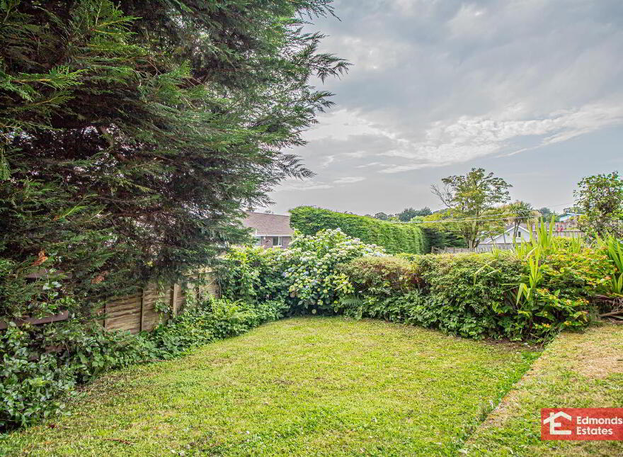 16 Pennyhill Drive, Ballymena, BT42 2NY