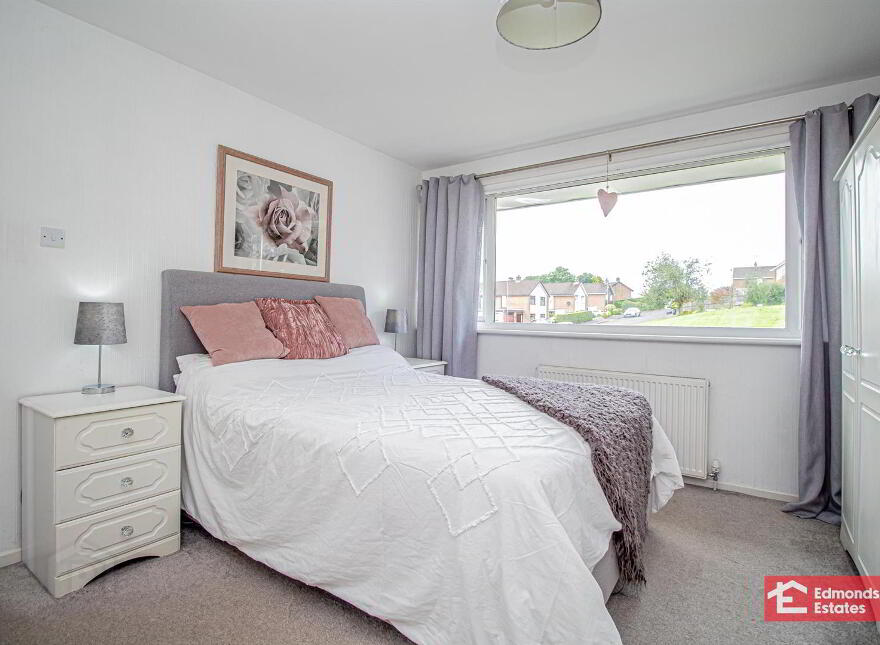 16 Pennyhill Drive, Ballymena, BT42 2NY