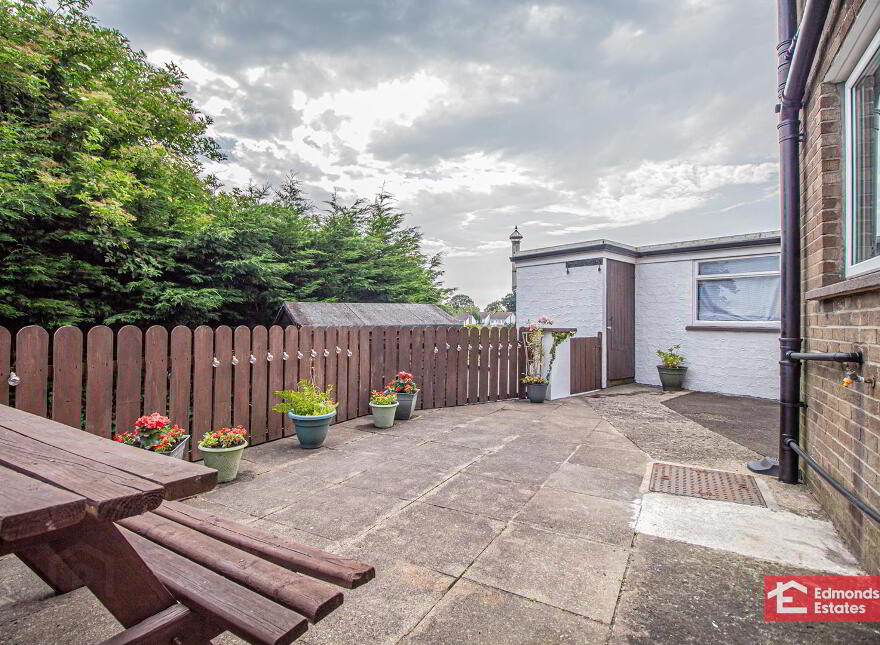 16 Pennyhill Drive, Ballymena, BT42 2NY
