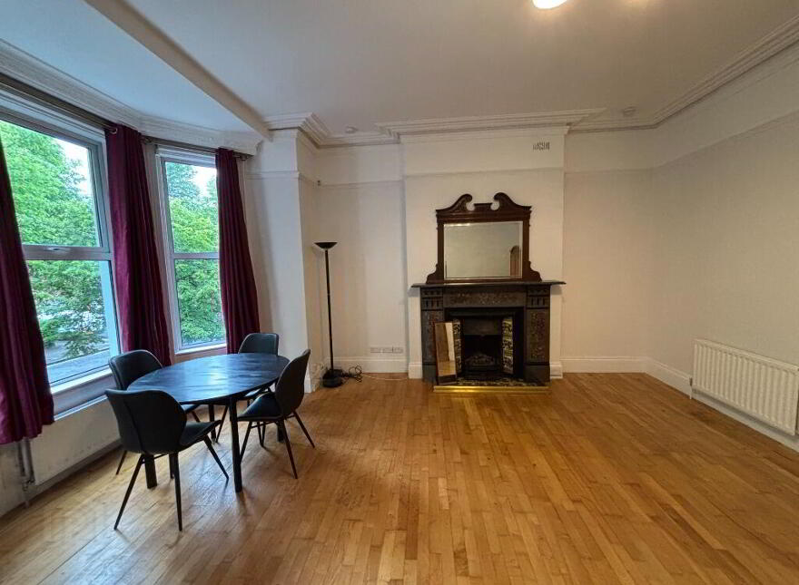 Apt 2, 35 Ulsterville Avenue, Belfast, BT9 7AS