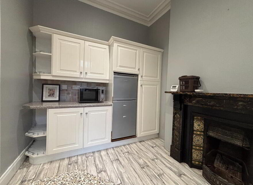 Apt 2, 35 Ulsterville Avenue, Belfast, BT9 7AS