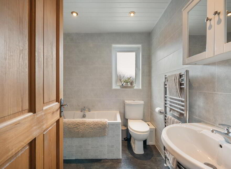 15 Glendhu Manor, Belfast, BT4 2RJ