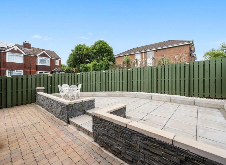 15 Glendhu Manor, Belfast, BT4 2RJ